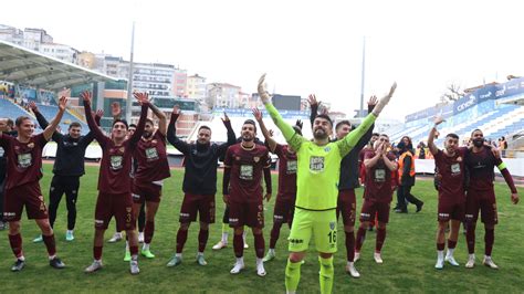 T­ü­r­k­i­y­e­ ­K­u­p­a­s­ı­­n­d­a­ ­K­a­h­r­a­m­a­n­m­a­r­a­ş­s­p­o­r­ ­s­ü­r­p­r­i­z­i­